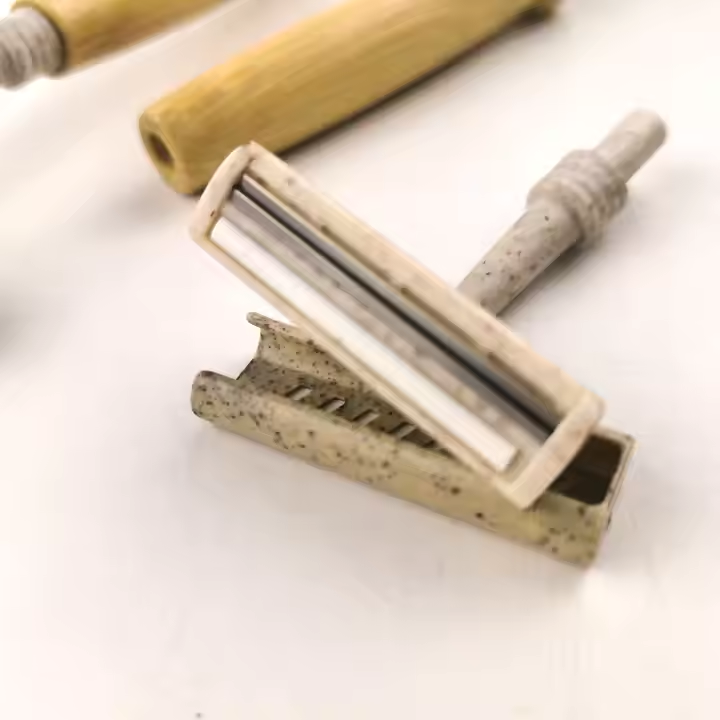 Bamboo Razor Clam